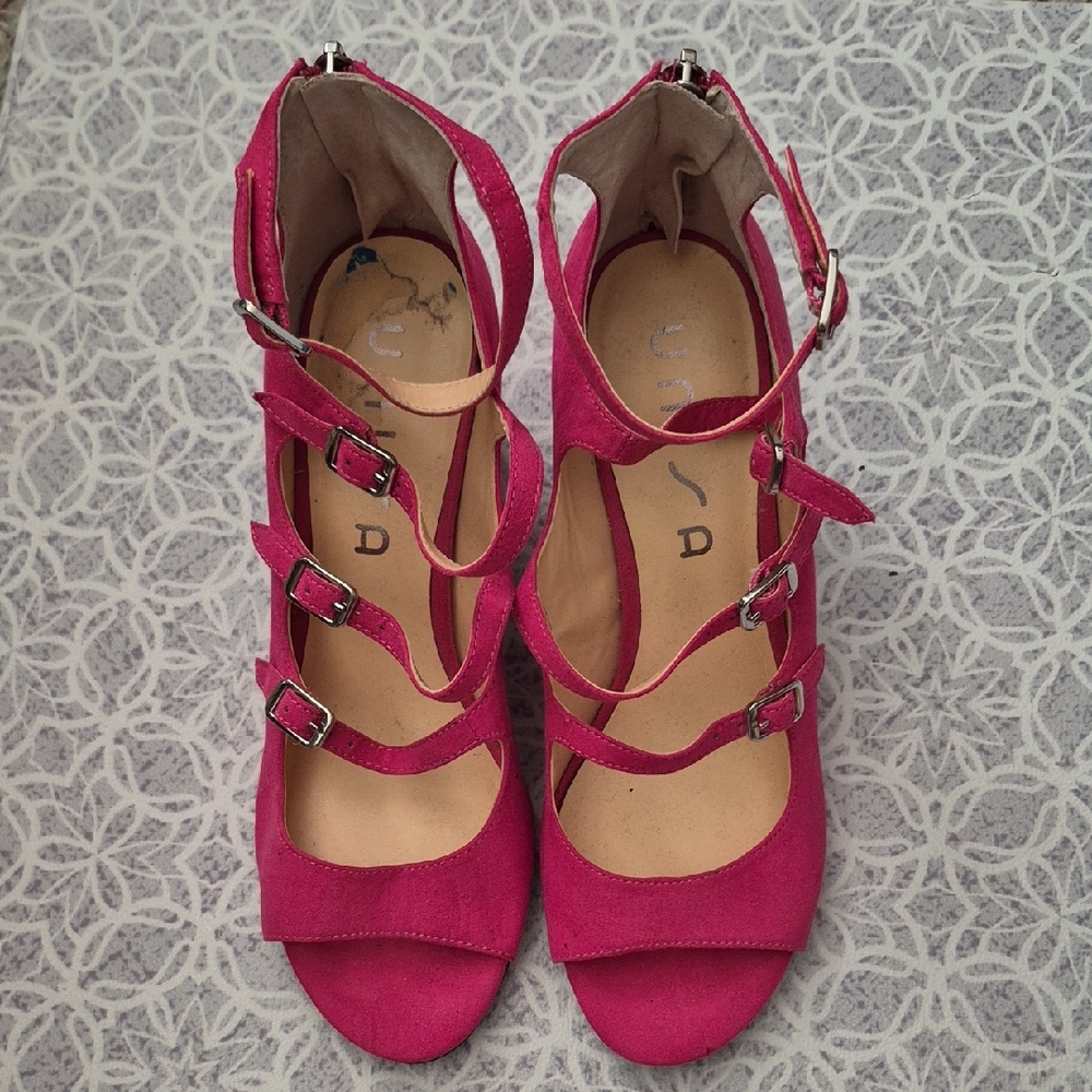 Unisa Shoes